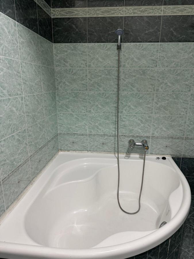 카탄차로 A Due Passi Dal Mare B&B 외부 사진